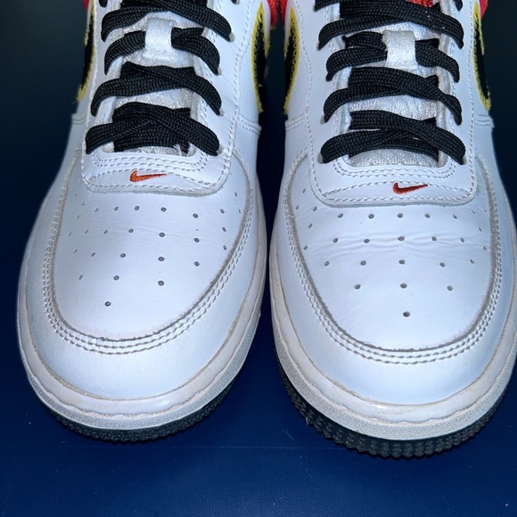 Nike Air Force 1 Low Rayguns 6.5 Youth - Picture 3 of 8